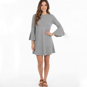 SPEECHLESS size large gray striped shirt dress